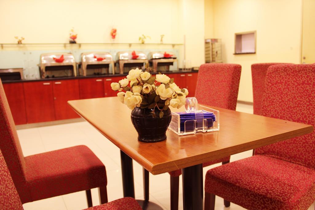 Hanting Hotel Shenyang Zhongshan Square Zewnętrze zdjęcie